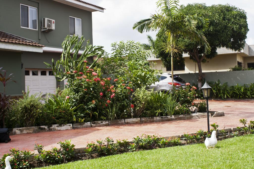 Quest Lodge Spintex Exterior photo